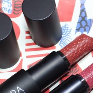 Laura Geller Iconic Baked Sculpting Lipstick